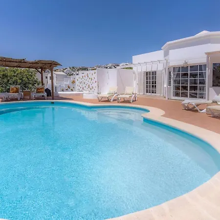 Holiday home Amazing 3 Bedroom Ocean View With Pool