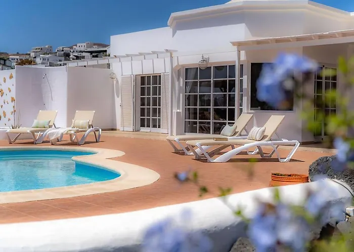 Amazing 3 Bedroom Ocean View With Pool * 蒂亚斯