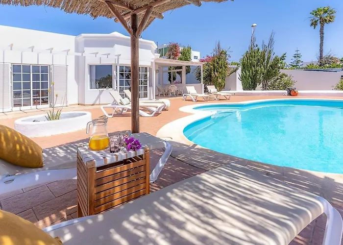 度假居 Amazing 3 Bedroom Ocean View With Pool