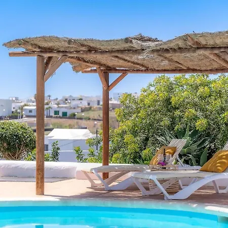 Amazing 3 Bedroom Ocean View With Pool Дом отдыха