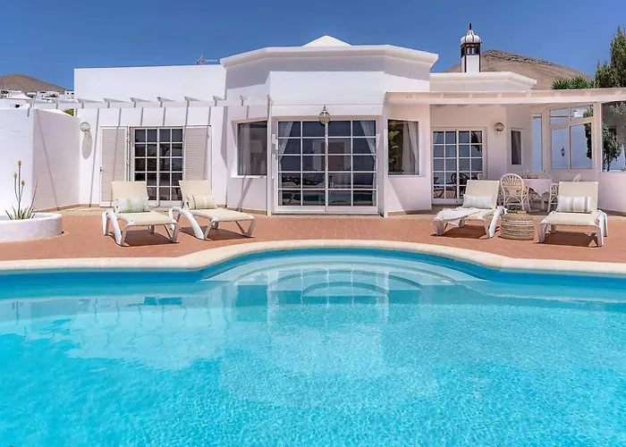 Amazing 3 Bedroom Ocean View With Pool בית נופש Tías