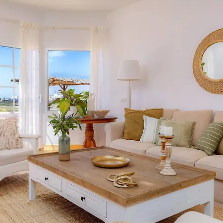 Amazing 3 Bedroom Ocean View With Pool Nyaraló Tías